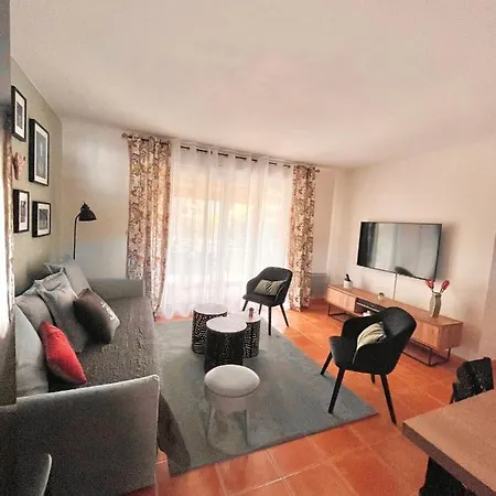 Maison De Dans Avec Piscine Arles